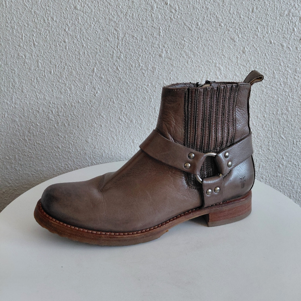 Frye Veronica Harness Chelsea Ankle Boots Taupe Brown Leather Moto.